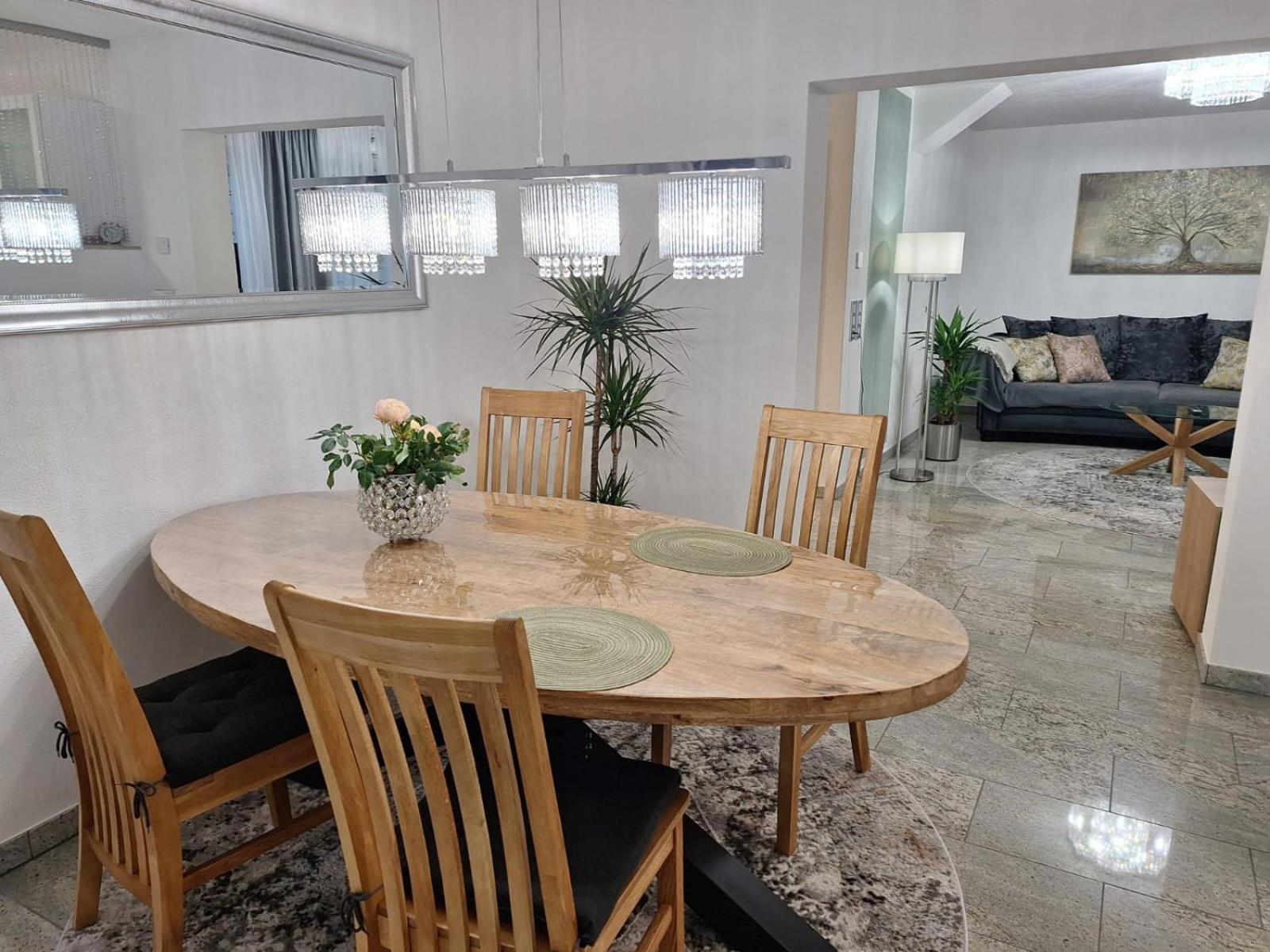 דירות Linden  Modern & Gemuetlich Xl מראה חיצוני תמונה